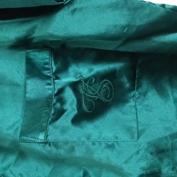 VICTORIA'S SECRET PAJAMA TOP - Picture 2 of 7